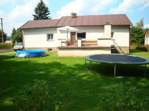 Serene Holiday Home in Mlad Buky with small pool Trampoline Skiing Nearby